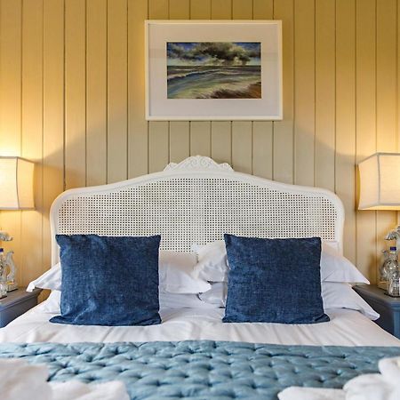 Cley Windmill Bed & Breakfast Holt  Exterior photo