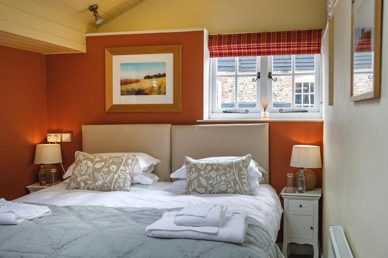 Cley Windmill Bed & Breakfast Holt  Exterior photo